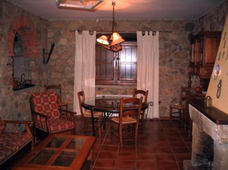 Casa Rural Virgen De La Cabeza Pensjonat Valencia de Alcántara Pokój zdjęcie